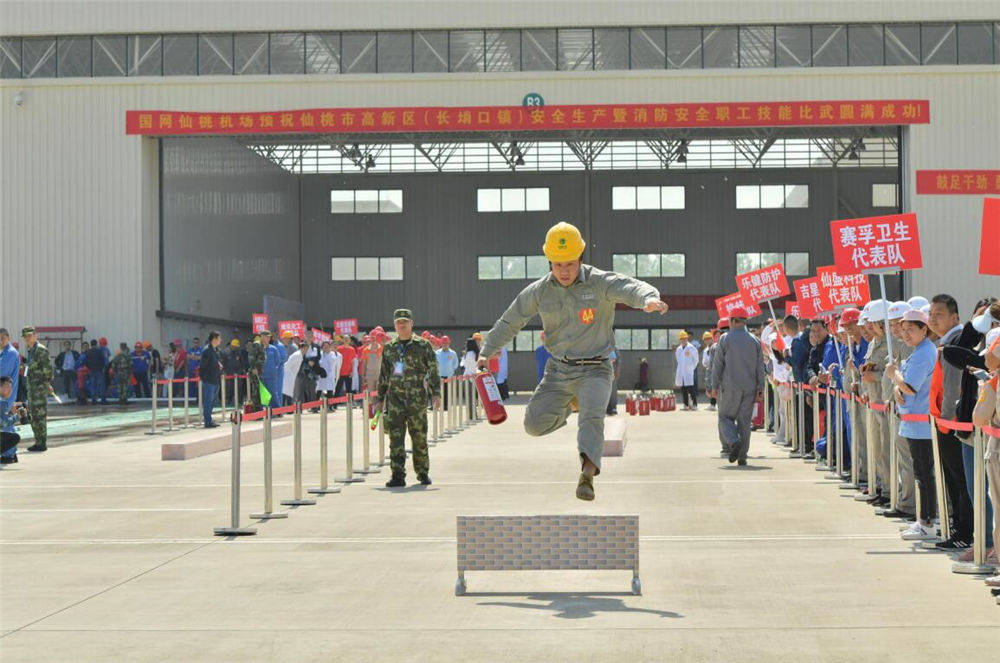 比武场上显身手 ——仙桃高新区安全生产暨消防安全职工技能比武侧记