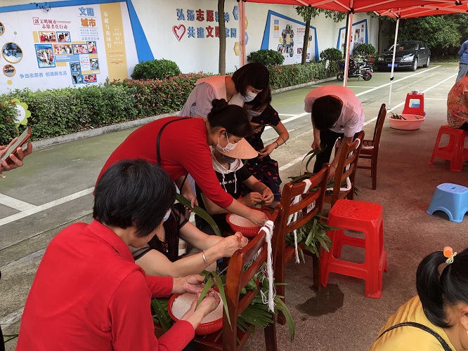 粽叶飘香 情暖端午