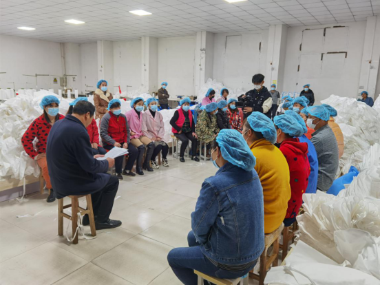 劳模宣讲进企业