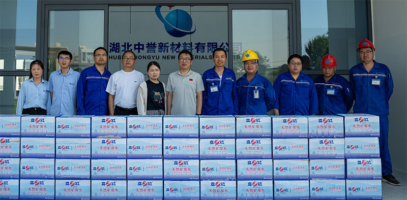 市总工会开展“送清凉”活动 为一线职工撑起防暑“遮阳伞”